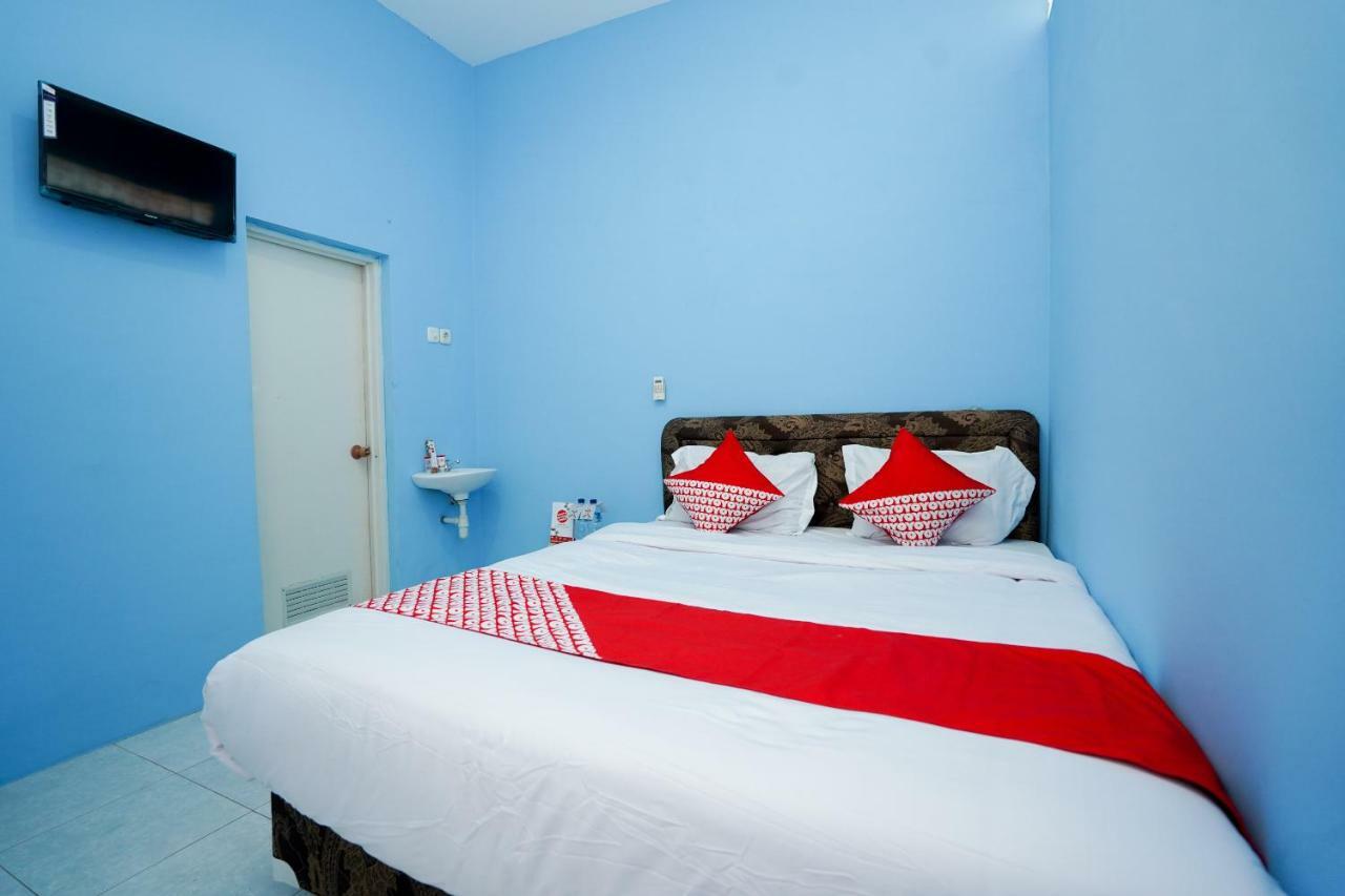 Oyo 1316 Mentari Family Homestay Probolinggo Exterior photo